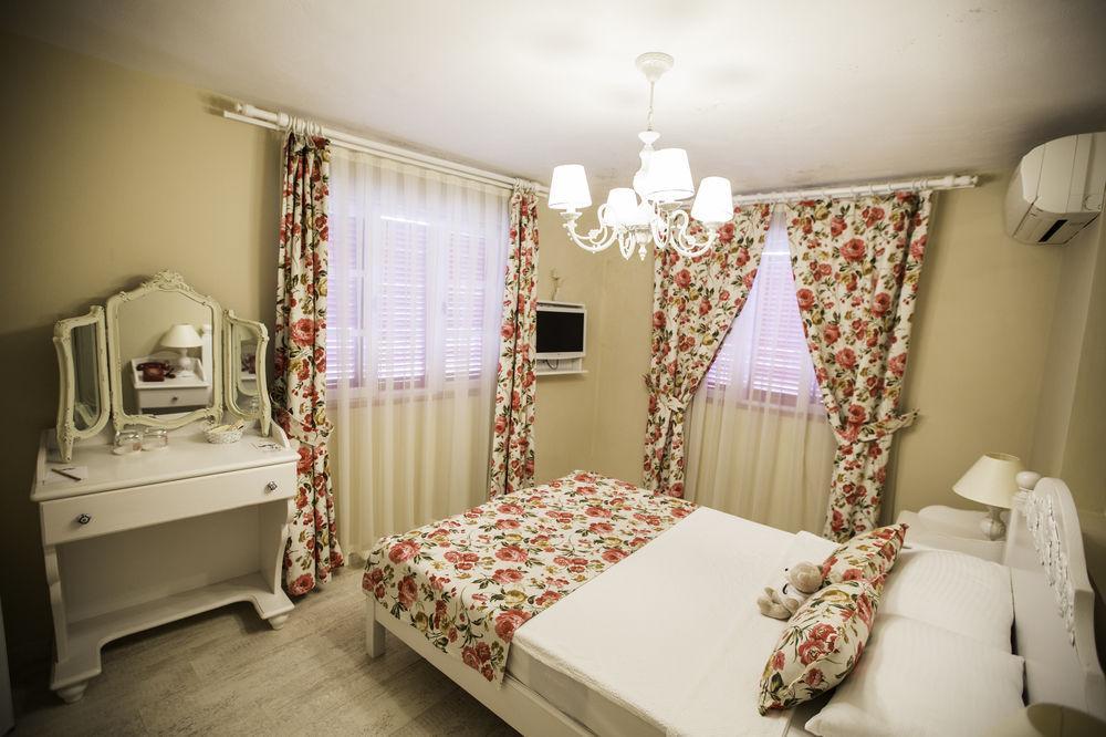 The White Hotel Alacati Exterior foto