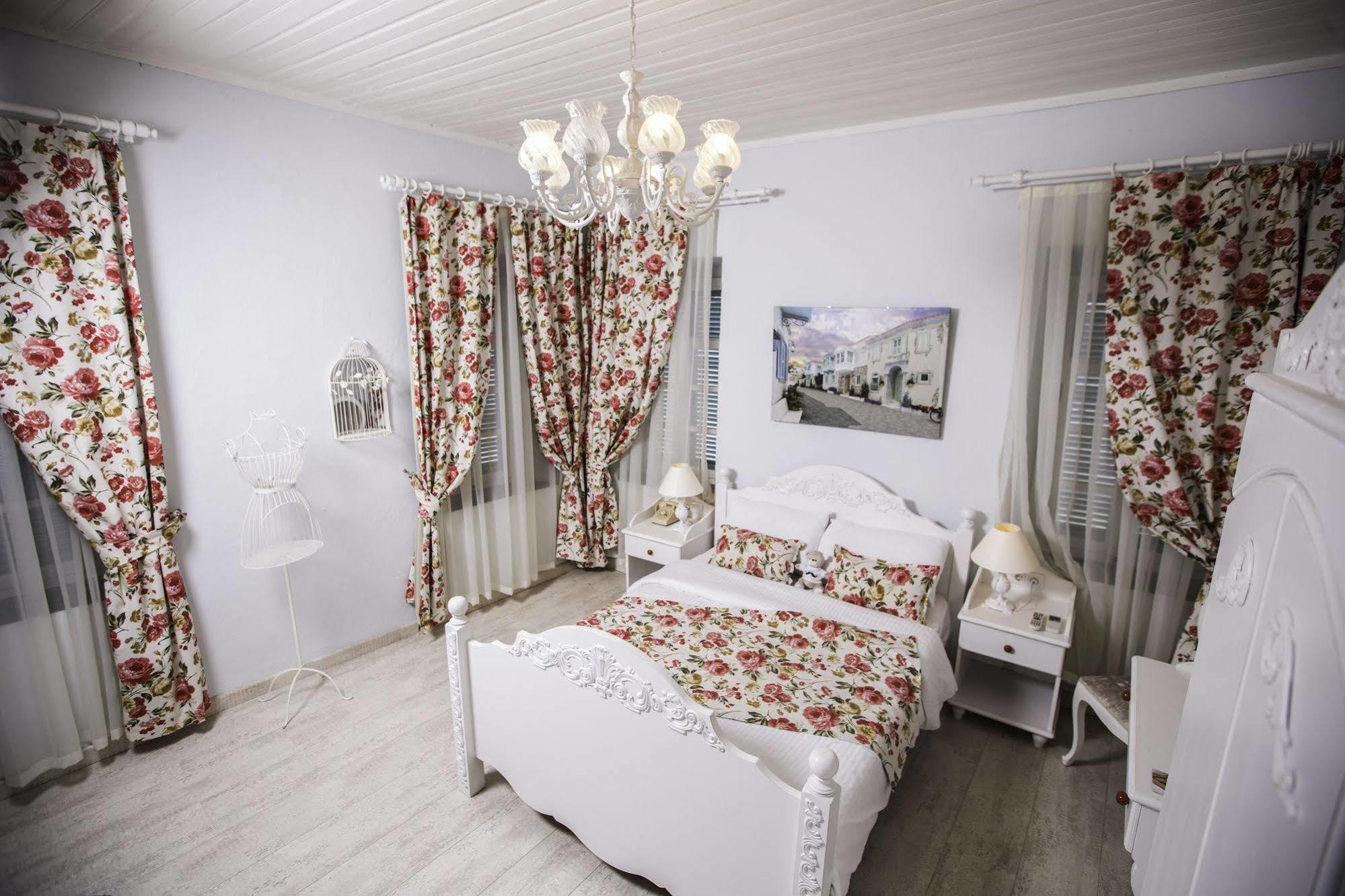 The White Hotel Alacati Exterior foto