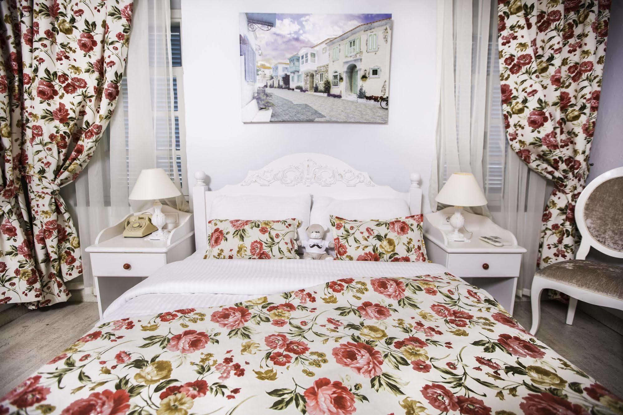 The White Hotel Alacati Exterior foto